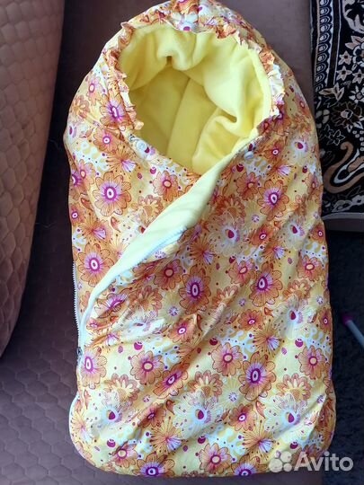 Конверт в коляску и подушка для кормления