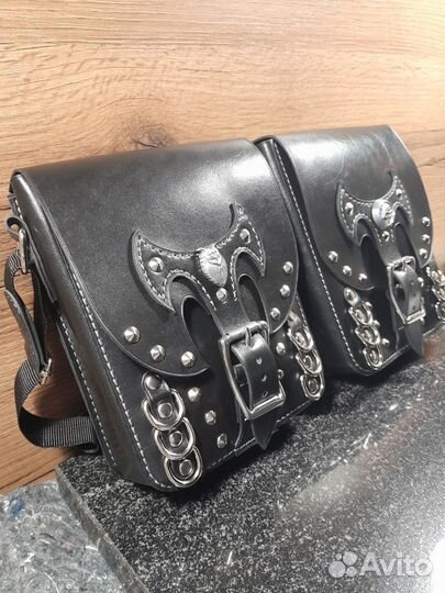 Сумка из натуральной кожи через плечо