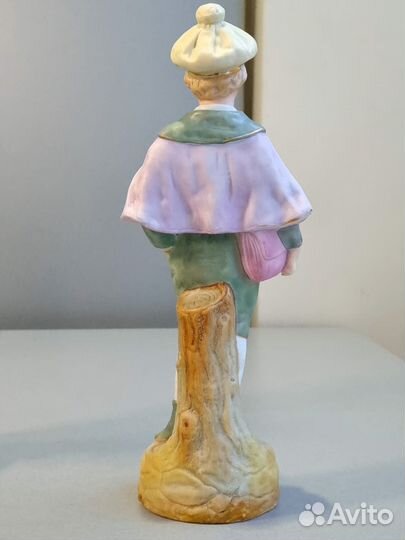 Статуэтка Мальчик фарфор Франция