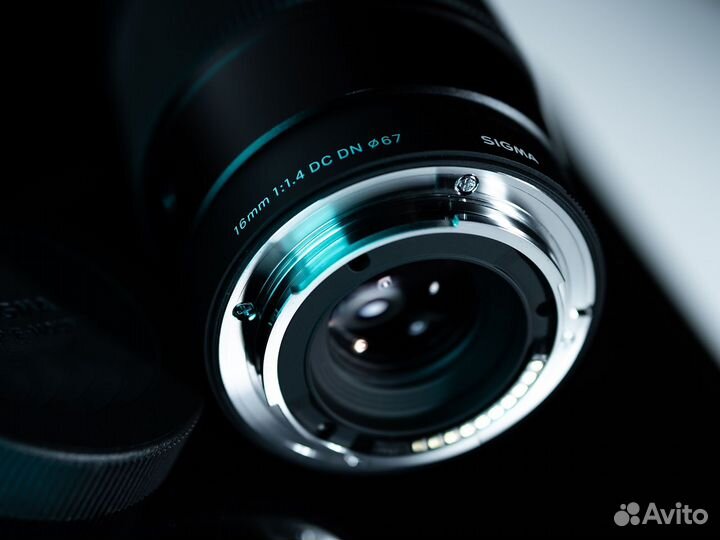 Sigma 16mm f/1.4 sony e