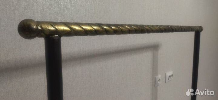 Вешалка напольная