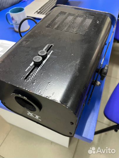 Robe Beam 250 XT; Spot 250 ct; colormix 240 AT