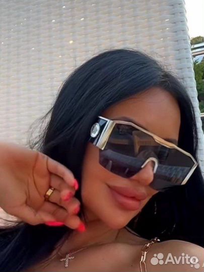 Солнцезащитные очки