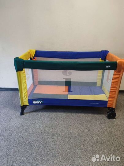 Манеж детский складной