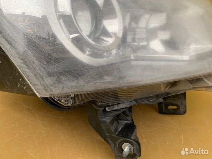 Фара ксеноновая правая Renault Koleos HY0