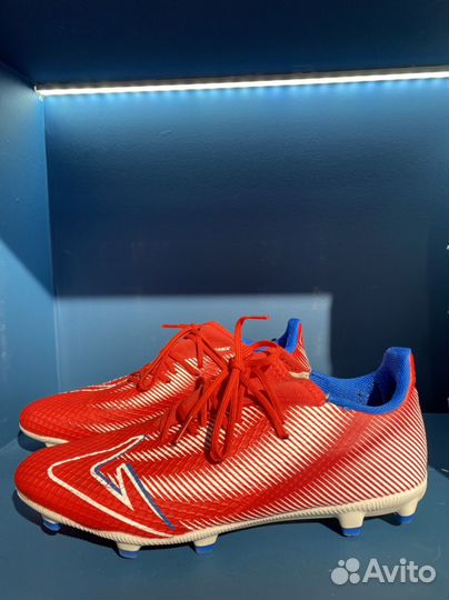 Футбольные бутсы demix