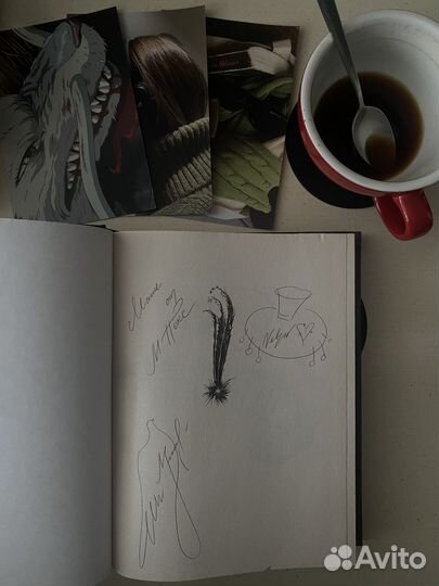 «Макабр» Мила Нокс