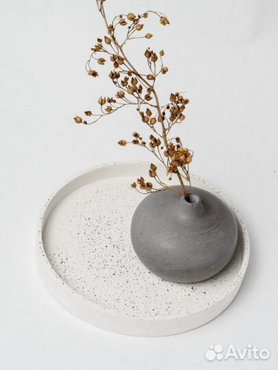 Вазы Сканди и Шэр из бетона и гипса