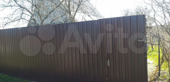 Дача 20 м² на участке 5 сот.