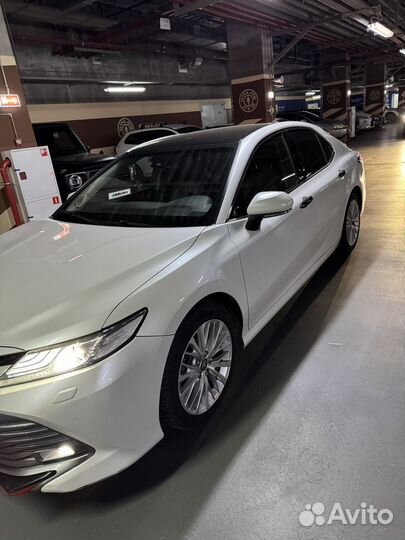 Toyota Camry 2.5 AT, 2019, 121 186 км