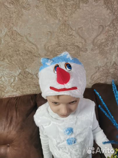 Новогодний костюм снеговика