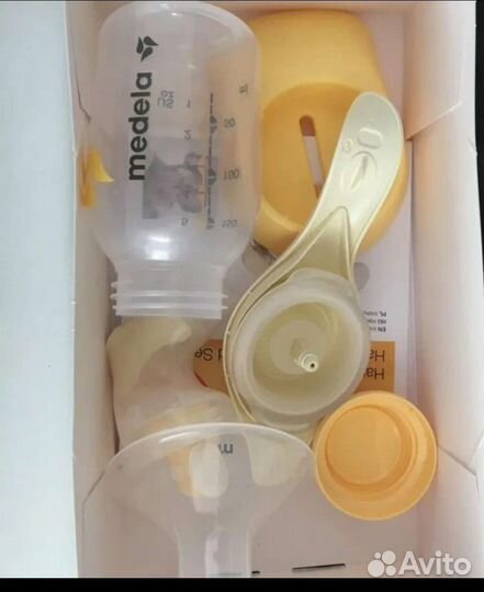 Молокоотсос medela ручной