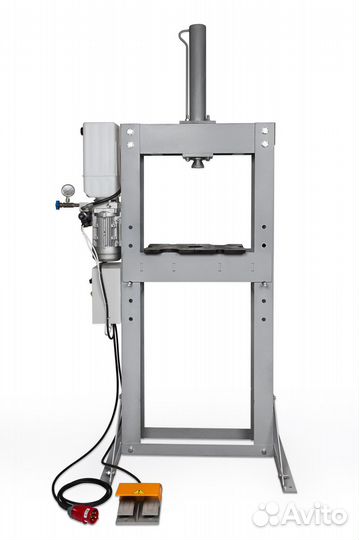 Вертикально протяжной станок (прошивной)