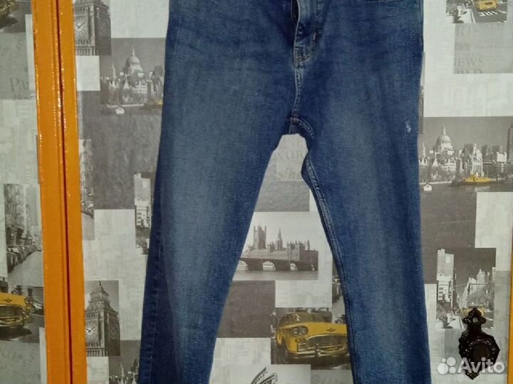 Джинсы