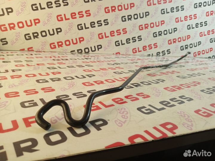 Стойка капота CP б/у Premacy