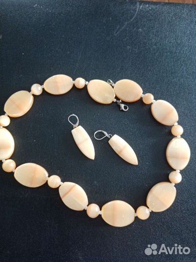 Комплект. Яшма