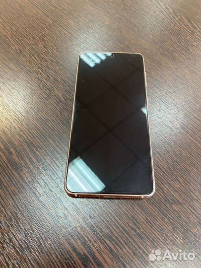 Телефон Samsung galaxy s21