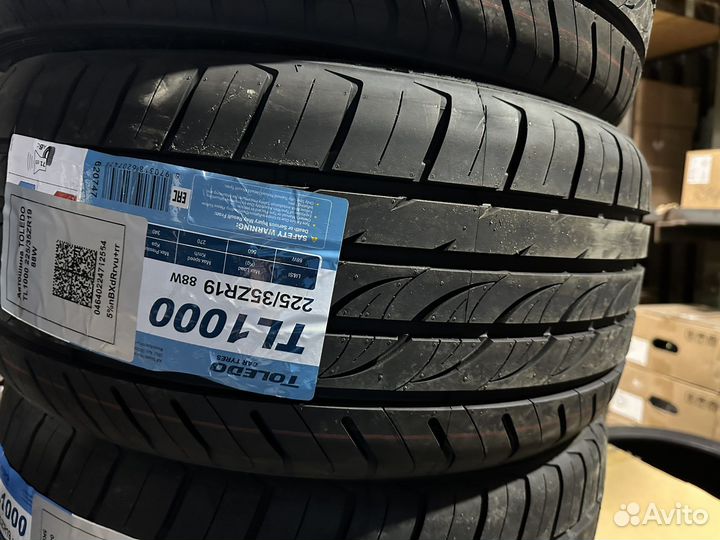 Toledo TL1000 225/35 R19 88W