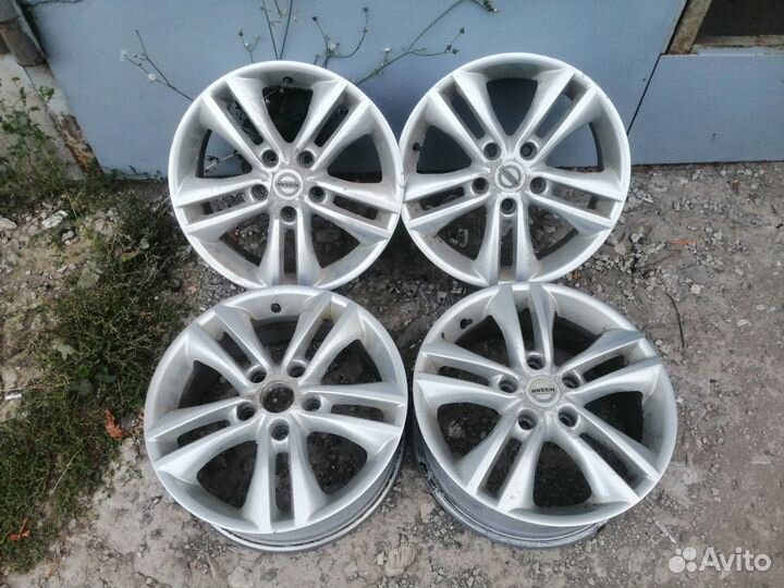 Продам литые диски