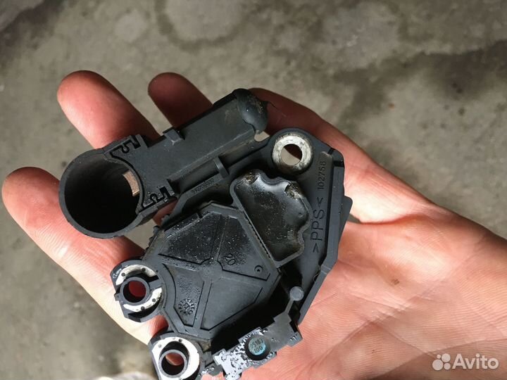 Регулятор напряжения valeo