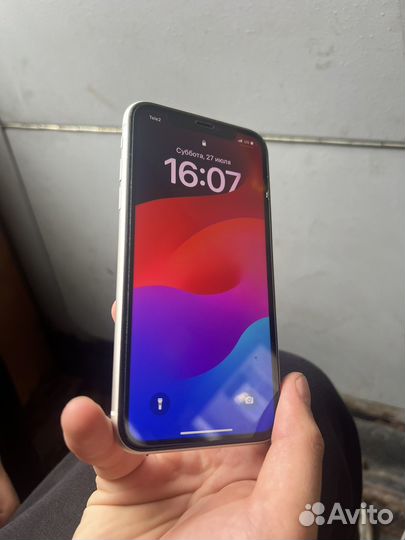 iPhone 11, 64 ГБ