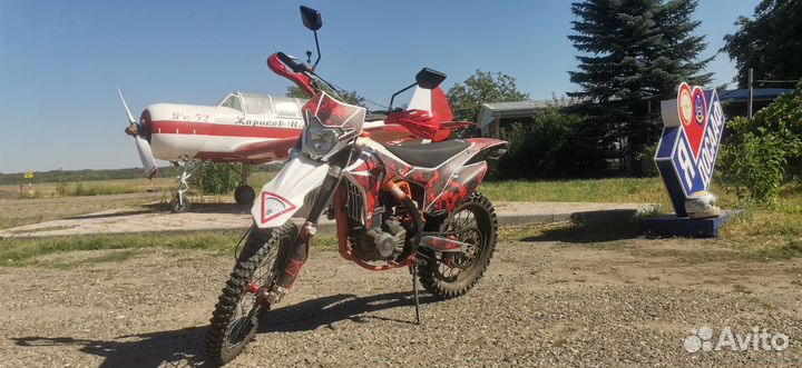 BSE Z6Y (J4)