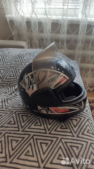 Мотоциклетный шлем