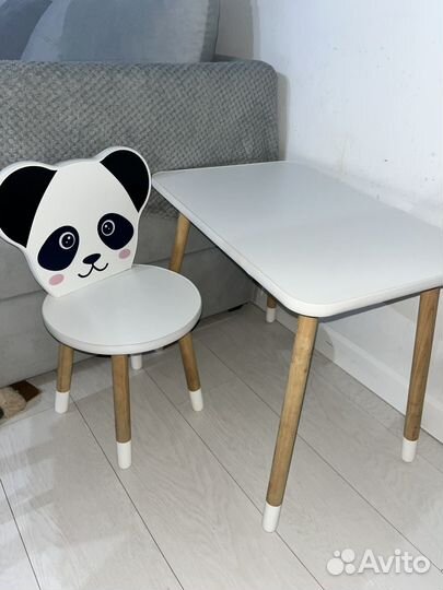 Детский стол и стул