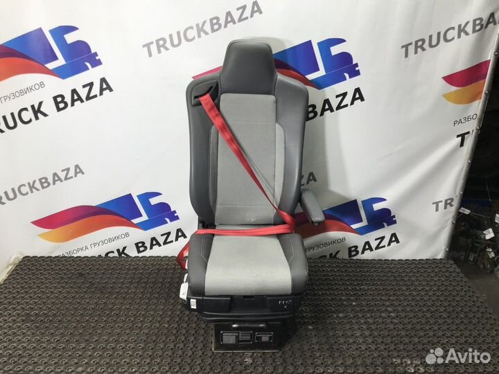 7482269090 Сиденье пассажирское пневматическое