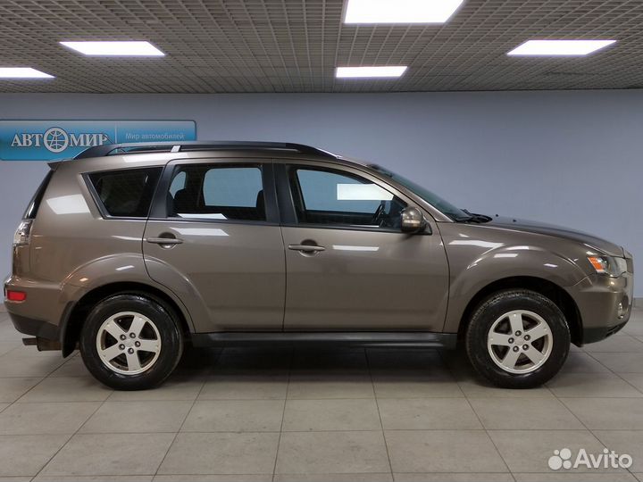 Mitsubishi Outlander 2.0 CVT, 2012, 217 885 км