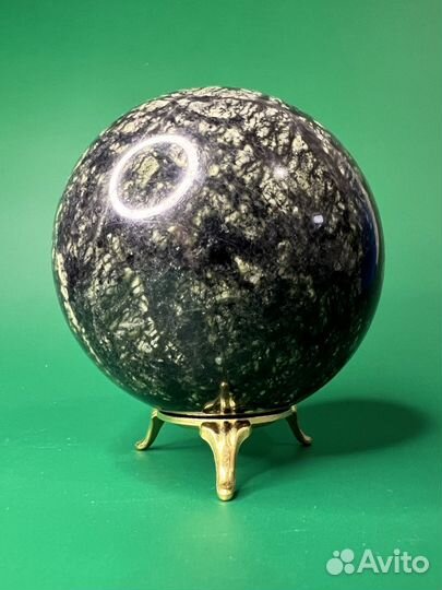 Шар из камня змеевик (5) 98мм