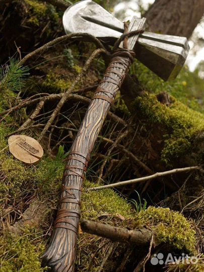 Топор кованый двусторонний Гром