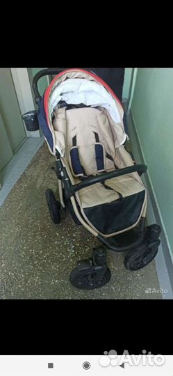 Прогулочная коляска