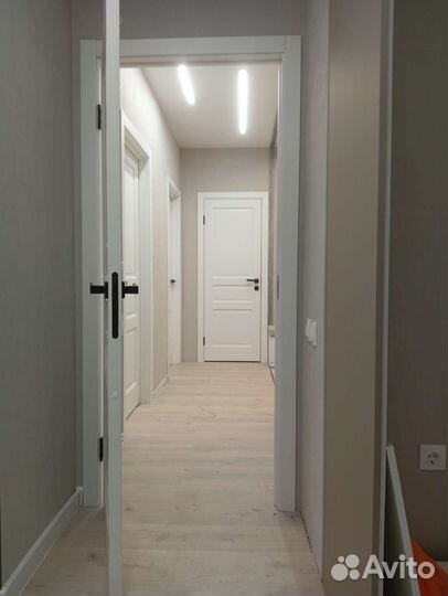 Установка межкомнатных дверей