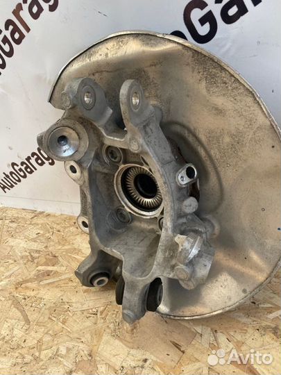 Кулак поворотный задний правый Bmw 2-Series G42