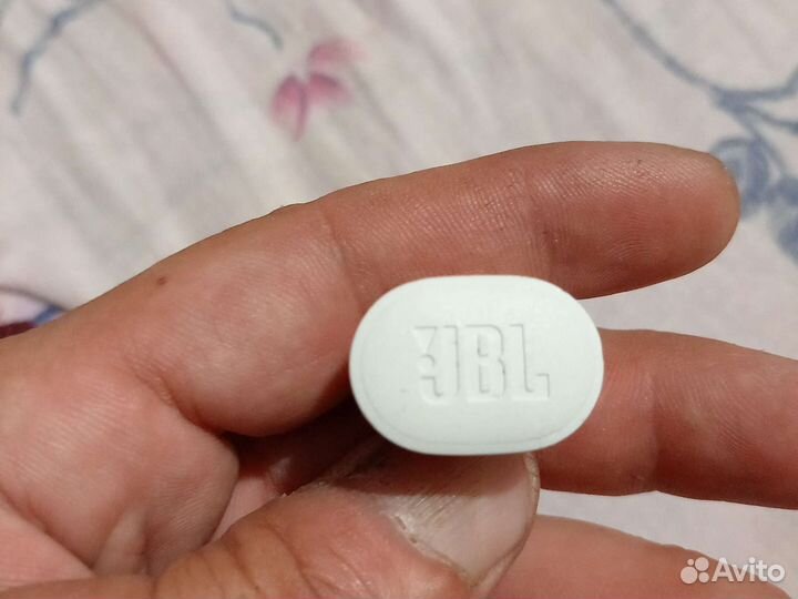 Беспроводные наушники jbl Tune Buds