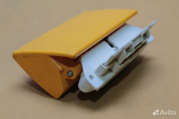 Ручка люка Miele 4218143 бу. 8353