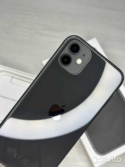 iPhone 11, 128 ГБ