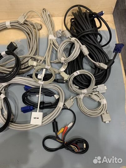 Кабель VGA-VGA много разных