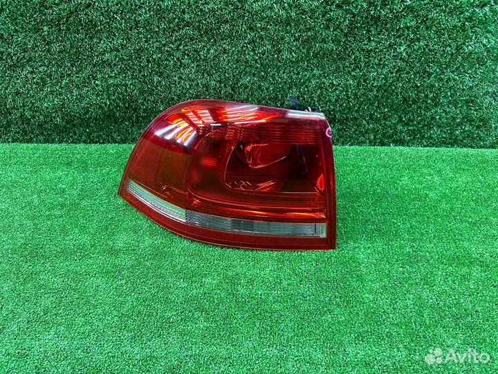 Фонарь задний левый VW Touareg 2 NF VAG скол