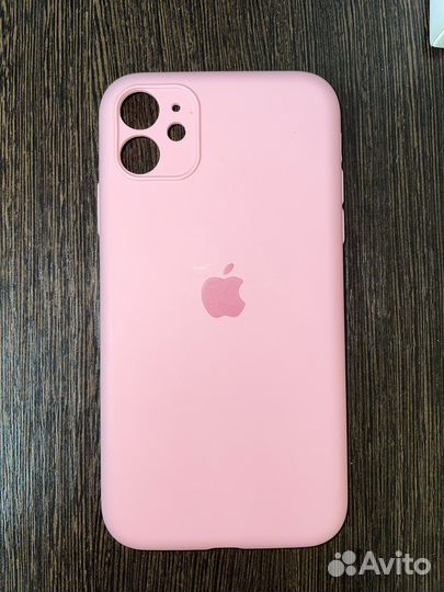 Чехол на iPhone 11