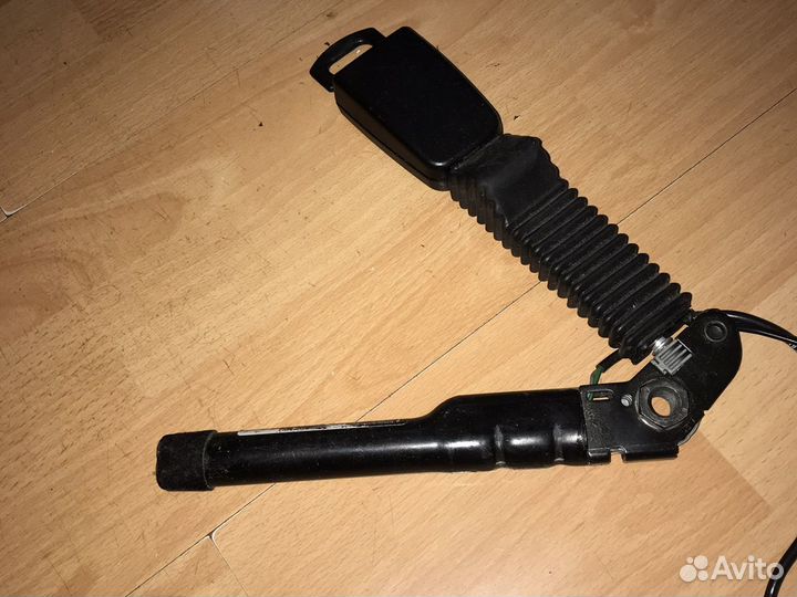 Замок ремня Мерседес мл гл 164