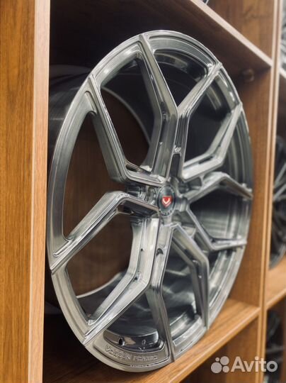 Кованые диски R22 5x130 для Porsche Cayenne