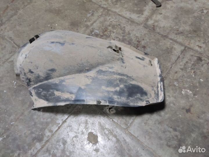 Подкрылок задний левый Лада Ларгус Кросс