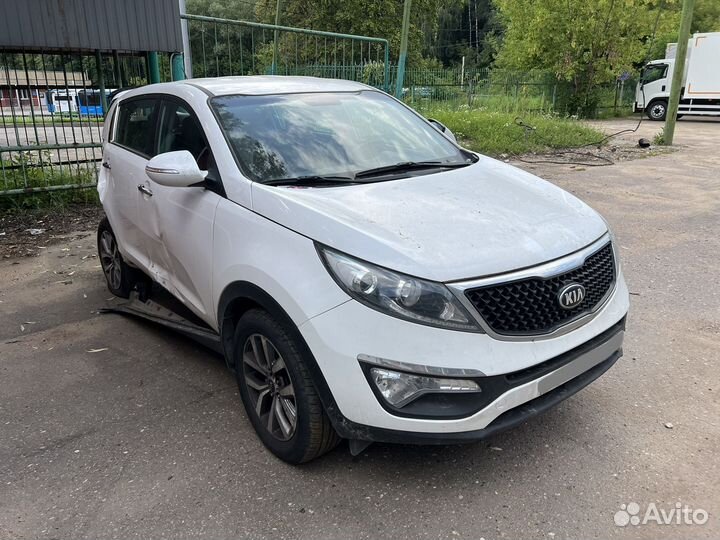 Kia Sportage 2.0 AT, 2015, битый, 75 000 км