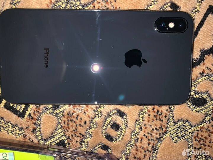 iPhone X, 64 ГБ
