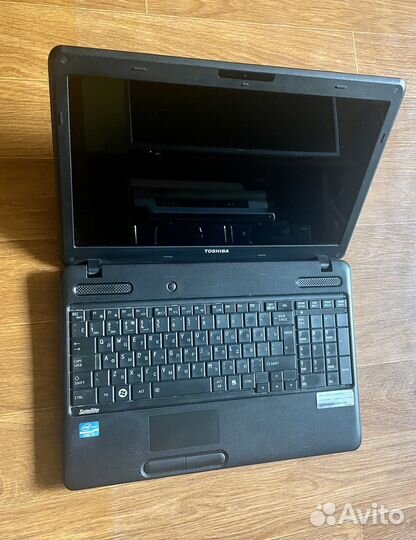 Ноутбук Toshiba C660 i3