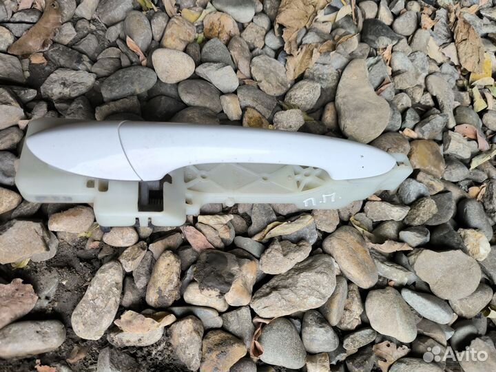 Sonata yf 2012 ручка наружная