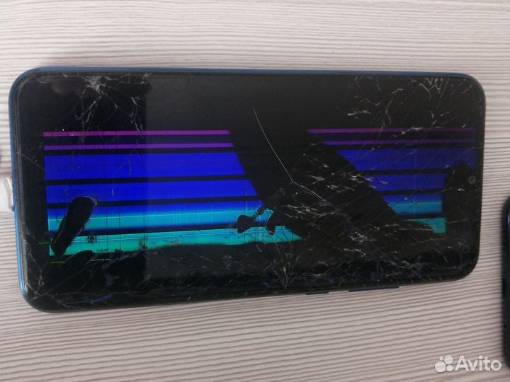 HONOR 20e, 4/64 ГБ