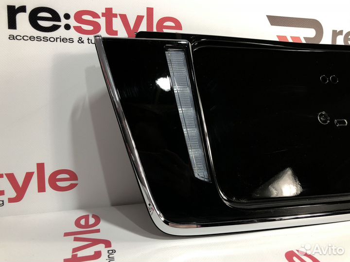 Накладка под номер Lexus LX570 с 2016 K1128